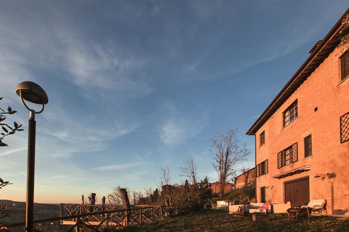 Hotel Casale Le Civette Montepulciano Stazione Exterior foto