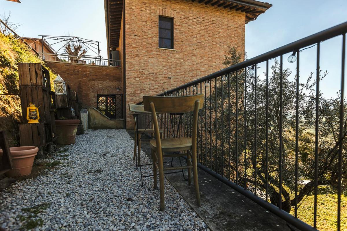 Hotel Casale Le Civette Montepulciano Stazione Exterior foto